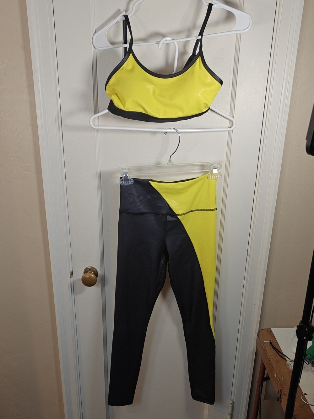 Zyia Active Light N Tight Leggings Set Black Neon Yellow Size 2, XS Matching Bra
